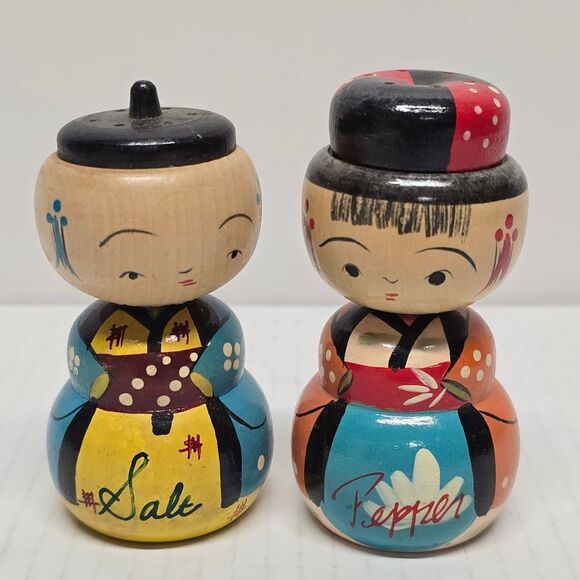 Japanese Kokeshi Wooden Bobblehead Salt & Pepper Shakers Dolls Vintage Handmade - Picture 1 of 8